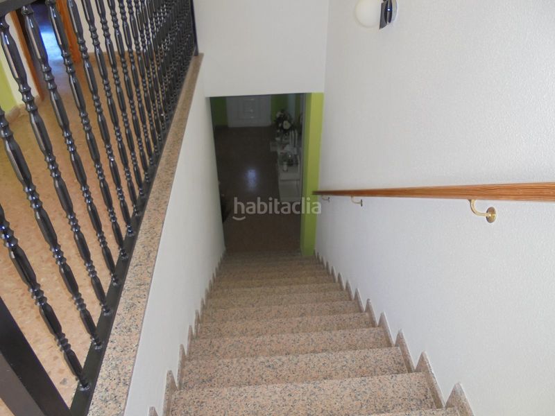 Foto e80aefcb-91eb-4a20-a938-65a7be5e4213. Casa adossada a Camporrobles