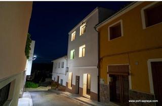 Casa  Calle mayor. Venta de edificio totalmente rehabilitado y reformado con 5 apar