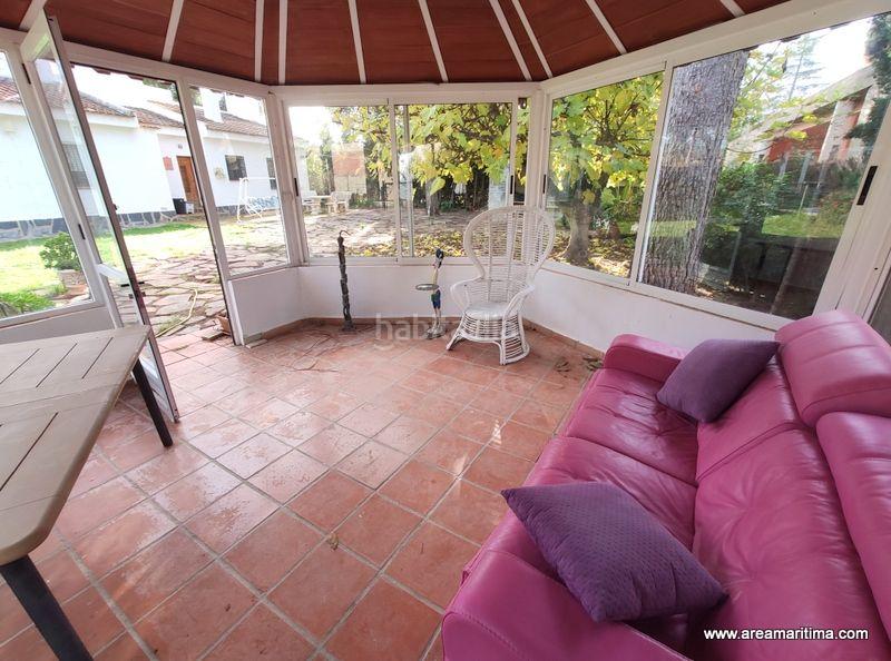 Foto 10c4f3a2-6b5d-4096-b0d9-cd11ad5efb88. Location chalet avec chauffage parking dans Serra