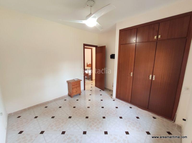 Foto f629c9a3-b09e-4afe-8b56-e3b78da0dc1a. Location chalet avec chauffage parking dans Serra