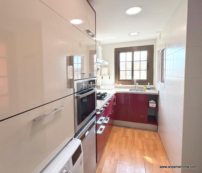 Foto fc065dcf-7a26-4556-810c-40361489ad4f. Rent flat with heating in Port Saplaya Alboraya