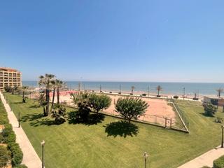 Rent Flat  Carrer batlle. Alquiler de piso para larga estancia de 2 habitaciones y 2 baños