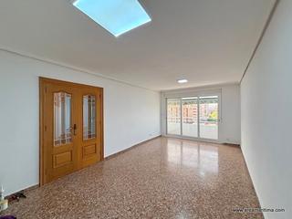 Miete Etagenwohnung  Carrer del pare antón martín. Alquiler de piso para larga duración, con tres habitaciones, un