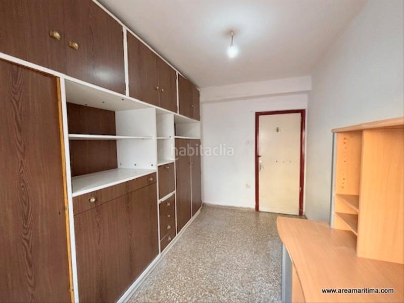 Foto b2476791-8c1f-48a8-8af1-376b0039b36f. Pis a Malva Rosa Valencia