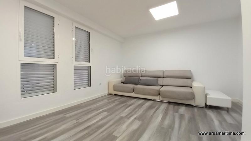 Foto 4b372327-82f1-4f08-a750-173f585b5bc6. Miete etagenwohnung in Malva Rosa Valencia