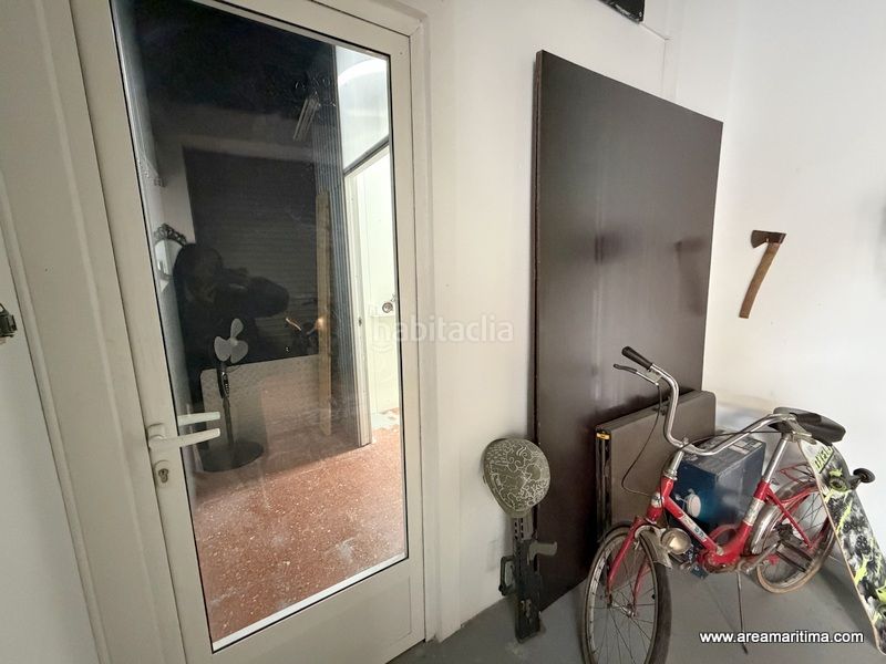 Foto 9e69ef71-bb29-4d51-8572-c0a866ab84c4. Local comercial a El Cabanyal-El Canyamelar Valencia