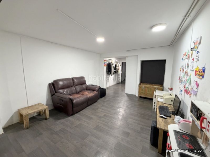 Foto c8df2e0b-6e63-4d4c-871c-03cc83e211a8. Local comercial a El Cabanyal-El Canyamelar Valencia