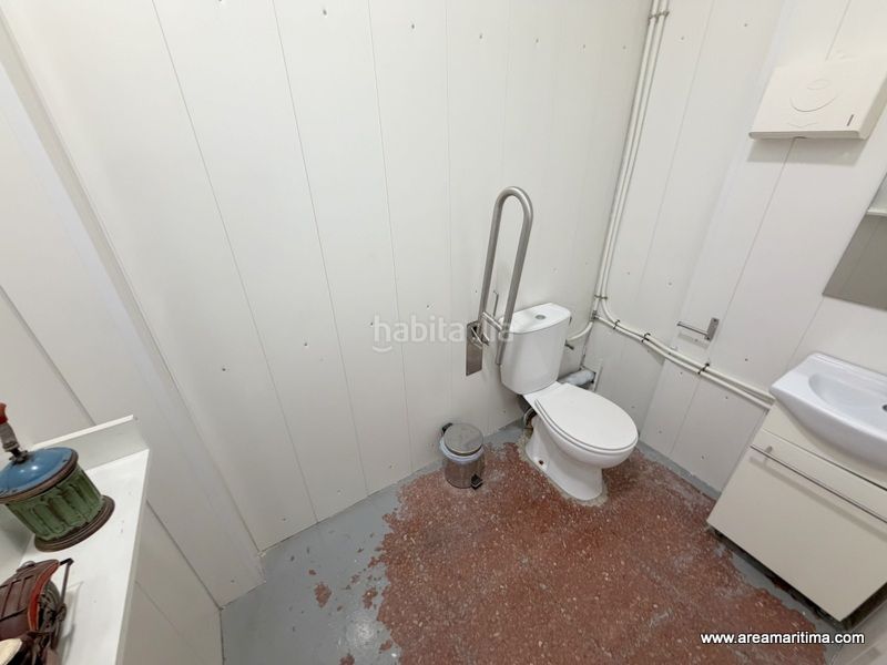 Foto f9f7181b-b4f1-425f-b31f-1a155026294e. Local comercial a El Cabanyal-El Canyamelar Valencia