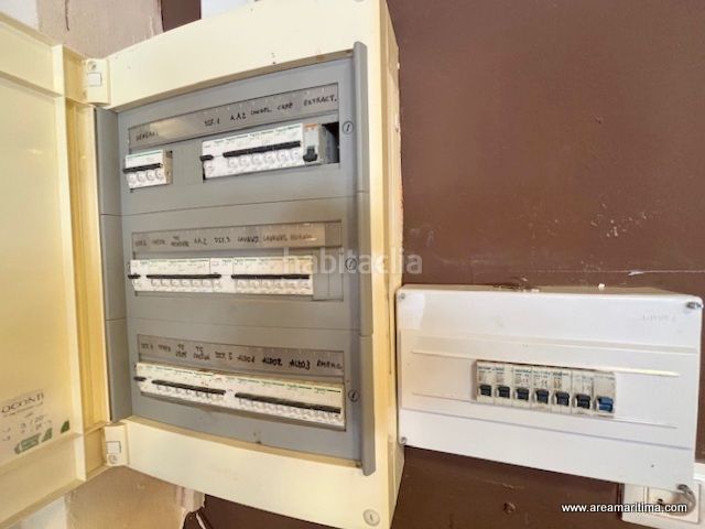 Foto f599dc9d-fddb-4374-9721-61d7a2060ce7. Local comercial a La Carrasca Valencia