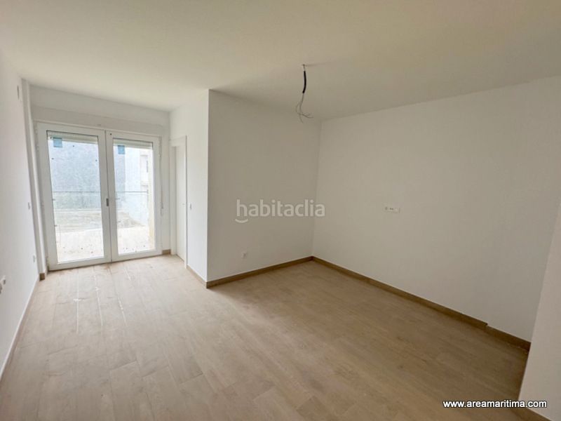 Foto 3bd3e7a7-4889-4a5f-9de7-5473ba9eb834. Casa adossada amb aparcament a Anna