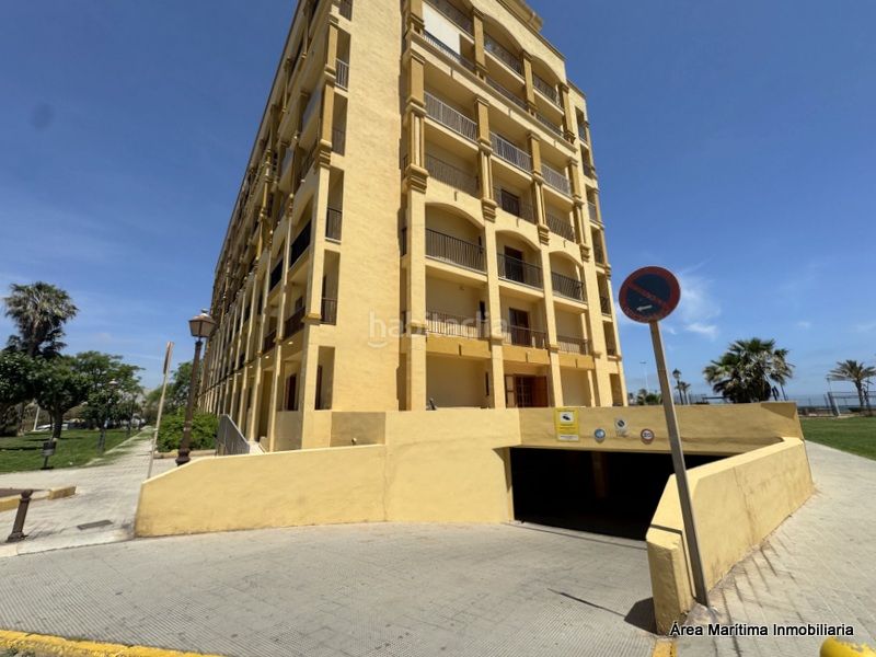 Foto 41fadba5-d2cd-4e18-af5c-b5ae3b419842. Aparcament cotxe a Port Saplaya Alboraya