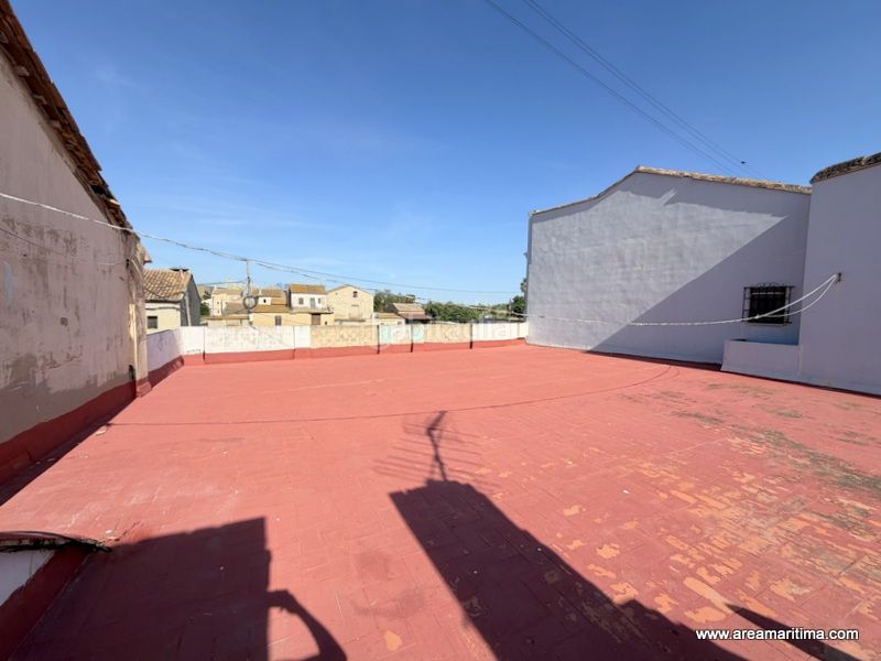 Foto 8d68ce08-da5e-4707-abea-94d9d2c6192f. Casa adossada a La Punta Valencia