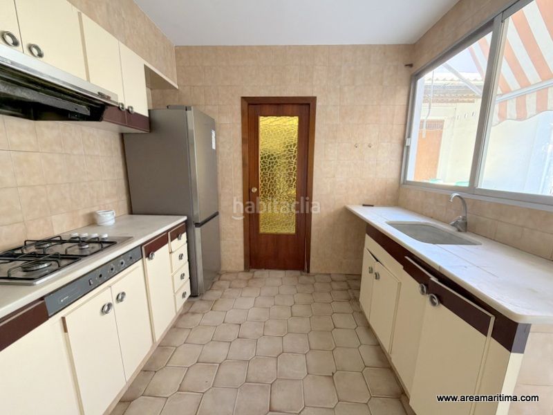 Foto 8fa63d66-358c-4c16-a6ee-e1abe37e81a9. Casa adossada a La Punta Valencia