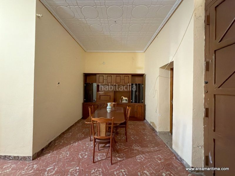 Foto 9138eea1-6d82-4d19-8179-29494c0b3efd. Casa adossada a La Punta Valencia