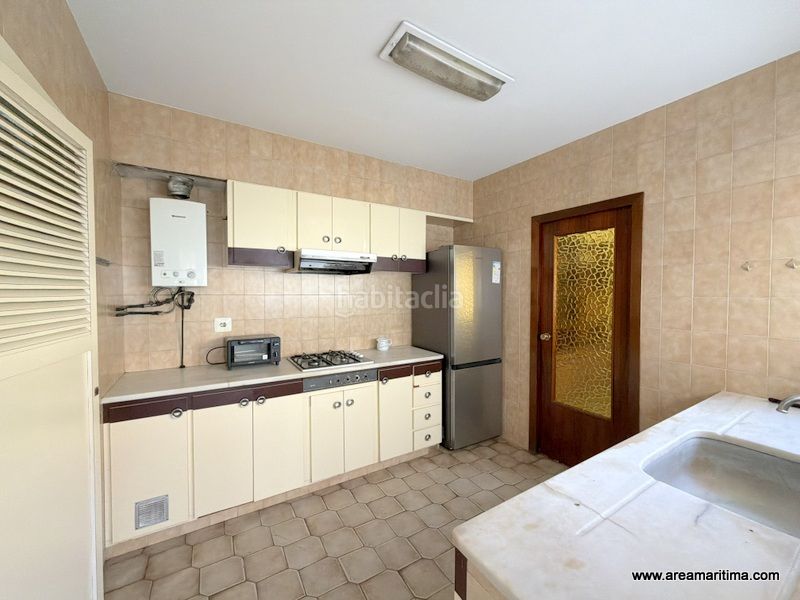 Foto 9292533f-3521-4bb7-b577-7e8b929950e6. Casa adossada a La Punta Valencia