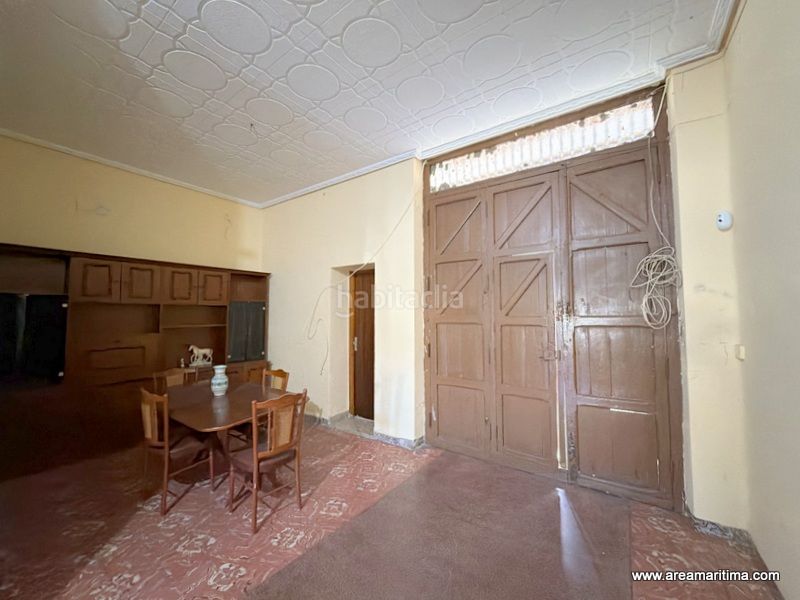 Foto a2c7071f-f364-4cc3-ba9b-060d6eb355f4. Casa adossada a La Punta Valencia