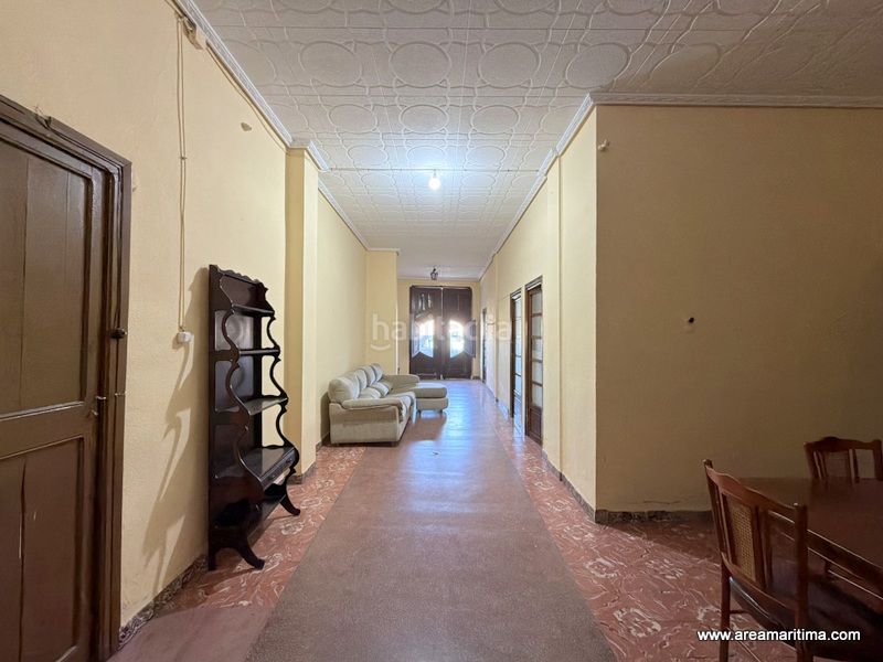 Foto b7c1a6ce-b9df-459f-8282-07858021aaba. Casa adossada a La Punta Valencia