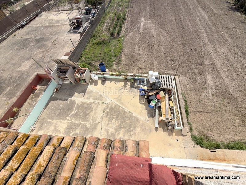 Foto bf73ea39-ceda-4702-b631-29dcd006a87b. Casa adossada a La Punta Valencia