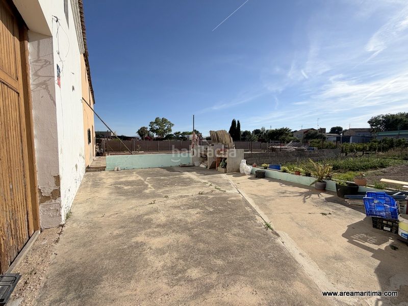Foto d087f87c-4f1d-4a3e-b48d-60dbb397299d. Casa adossada a La Punta Valencia