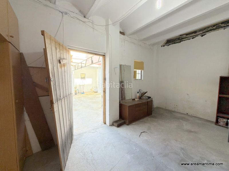 Foto e3bcd04c-32c0-471a-97c3-6cc89916a2fb. Casa adossada a La Punta Valencia