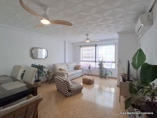 Appartement à Carrer de la Reina