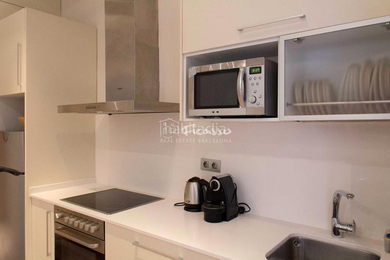 Foto 0e95e382-b85a-4634-872b-bd66fd329222. Piso calle de la portaferrissa el Gòtic ciutat vella en Barcelona
