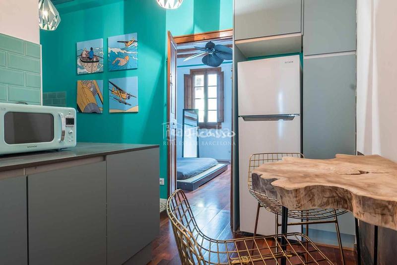 Foto f3bd4993-7c3d-4011-b2a5-60e69f5b1907. Miete etagenwohnung mit heizung in Raval Barcelona