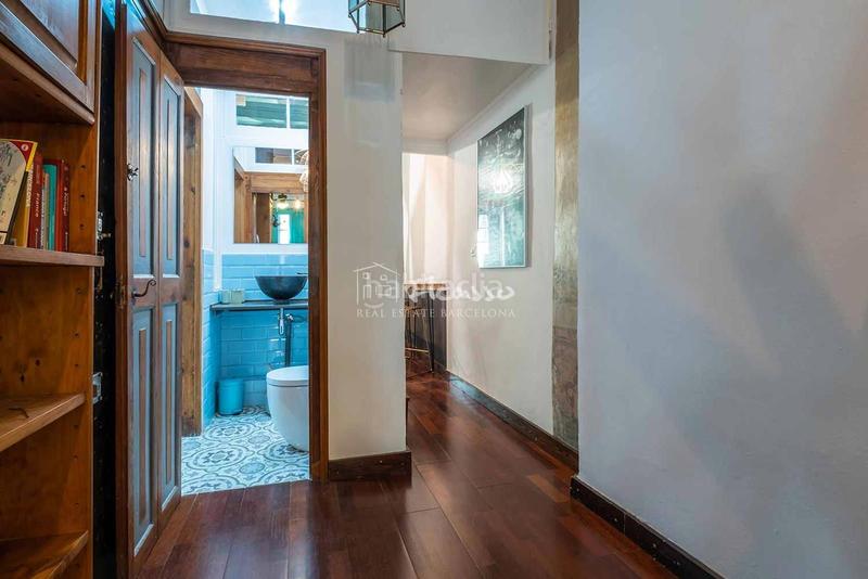 Foto 541ce936-741a-439a-97d2-0d327d100022. Rent flat with heating in Raval Barcelona