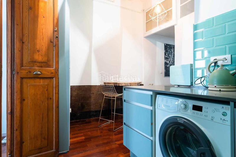 Foto af08de23-2b7a-4577-b97d-949f43eba76b. Rent flat with heating in Raval Barcelona