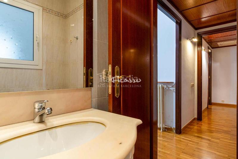 Foto 07efcdfd-074f-4c86-abb0-5c5e90b53f25. Appartamento con riscaldamento terrazza in Sagrada Família Barcelona