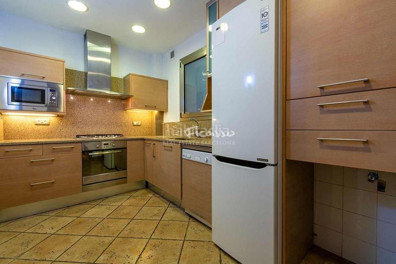 Foto 18fec969-3177-489e-87b7-e01207079a98. Appartamento con riscaldamento terrazza in Sagrada Família Barcelona