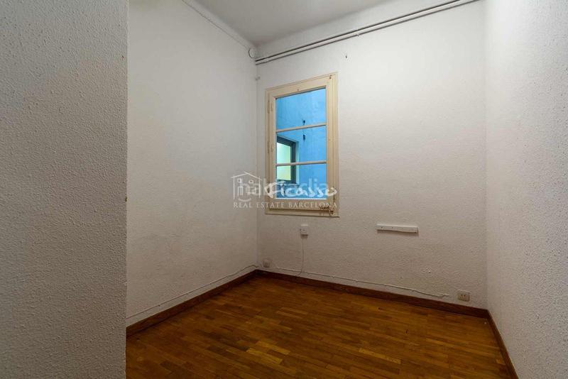 Foto 6ed32b15-a63d-47fe-afc8-767b0ed1b8f4. Appartamento con riscaldamento terrazza in Sagrada Família Barcelona