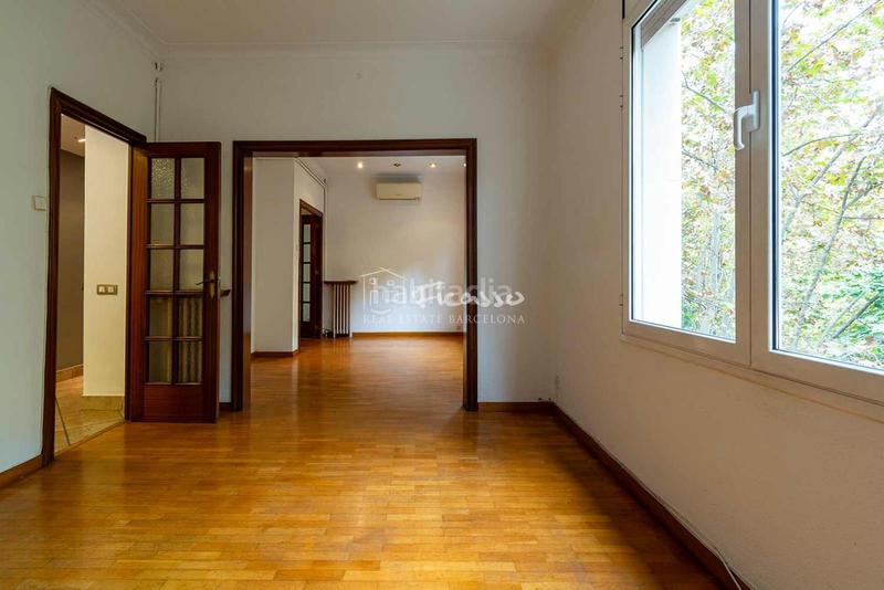 Foto c8dd3b5d-d6a4-4dc1-ad54-b84ae035d150. Appartamento con riscaldamento terrazza in Sagrada Família Barcelona