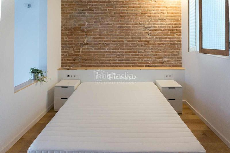 Foto 272a4f9a-35f8-40d5-8dcb-84549ba1c9f1. Affitto attico con riscaldamento in El Parc i la Llacuna del Poblenou Barcelona