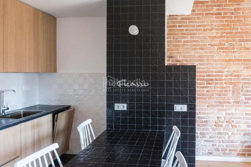 Foto 4f5d2865-7b85-4f01-a57f-a11c84350512. Affitto attico con riscaldamento in El Parc i la Llacuna del Poblenou Barcelona