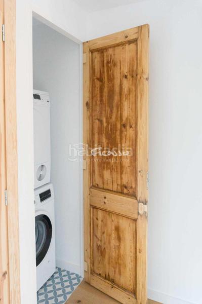 Foto dec1e223-7d23-4b3c-8ed2-58efb26f8338. Affitto attico con riscaldamento in El Parc i la Llacuna del Poblenou Barcelona