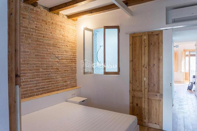 Foto fc003f08-b3c7-4e75-a255-a764d5f8baa7. Affitto attico con riscaldamento in El Parc i la Llacuna del Poblenou Barcelona