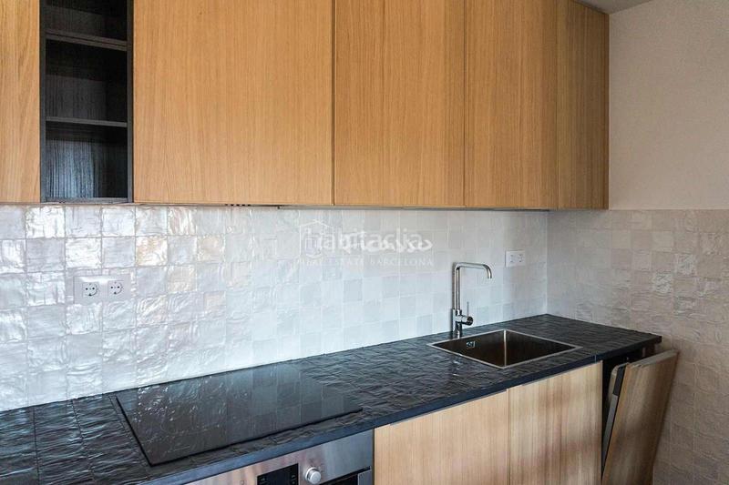 Foto d49b58cb-4fe0-4993-babd-27d995afe592. Alquiler ático calle pere iv poblenou sant martí en Barcelona