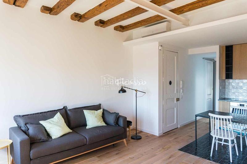 Foto 6f7a9b62-999c-43cc-a39f-c3d063c60e76. Lloguer àtic amb calefacció a El Parc i la Llacuna del Poblenou Barcelona