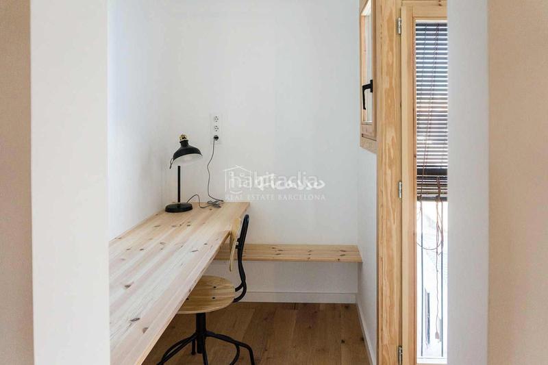 Foto e2d79c9d-5984-4507-8195-b3c23e9dfc6c. Lloguer àtic amb calefacció a El Parc i la Llacuna del Poblenou Barcelona