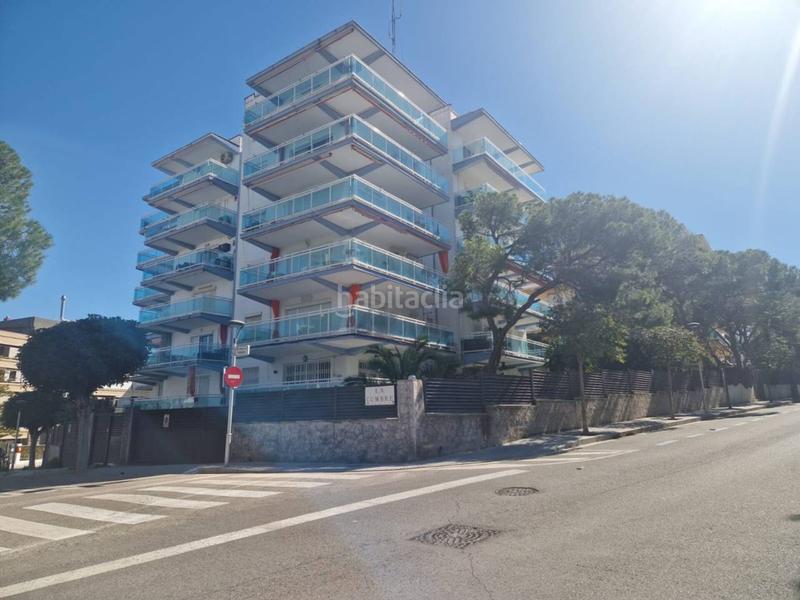 Foto 0459814f-1e0b-445d-bbed-497d443acbf3. Piso  en venta en platja dels capellanszona turística en Salou