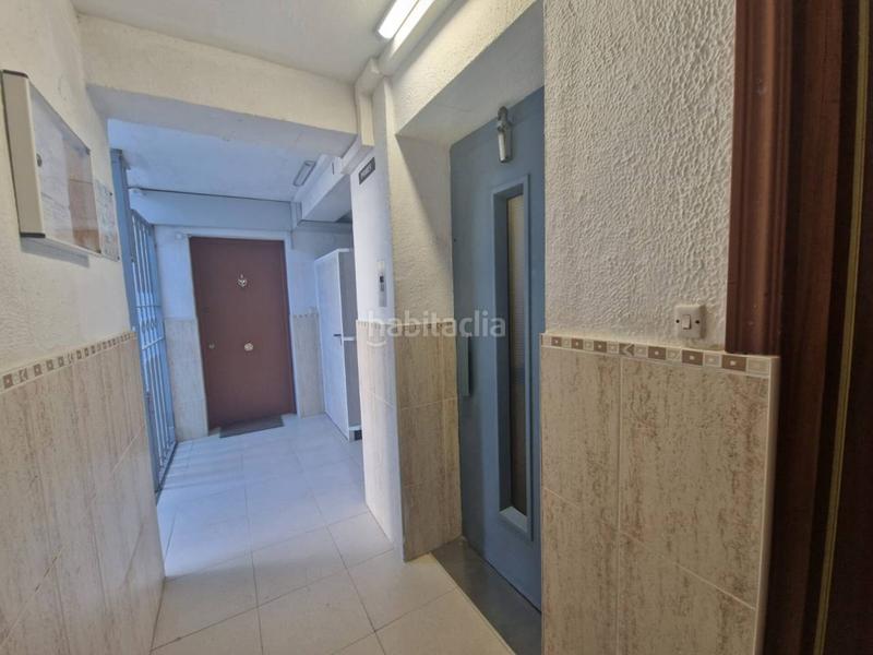 Foto 9366ab60-ae9f-41a9-b3e0-6699ef3f2b08. Piso  en venta en platja dels capellanszona turística en Salou