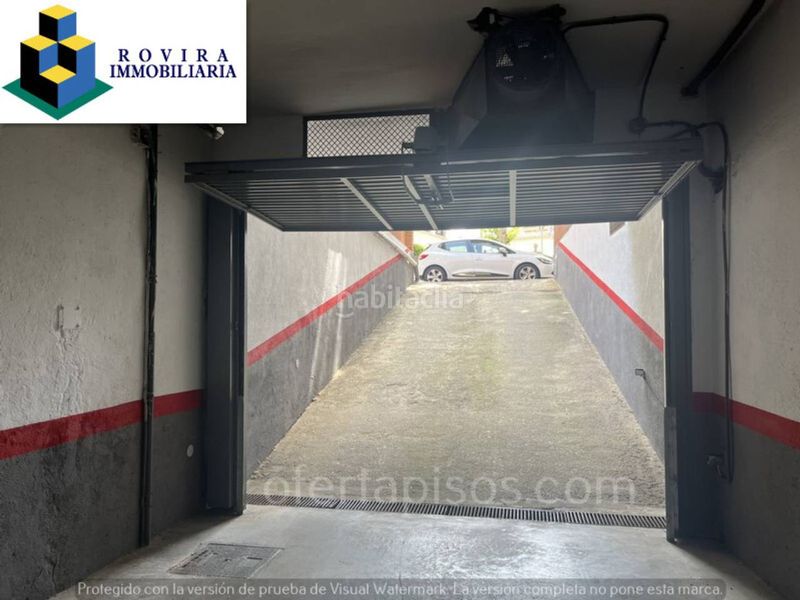 Foto 2126fd64-b1a5-4410-9cd0-de578d194fe8. Aparcament cotxe a Centre Salou