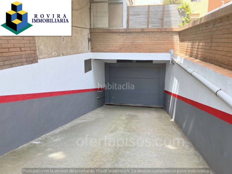 Foto c6f4ca79-f7dd-4a3a-a4e8-cd89c5dd2b53. Aparcament cotxe a Centre Salou