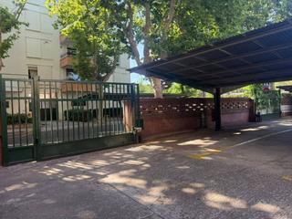 Parking coche  Ramon berenguer iv. Parking en venta en platja de llevant