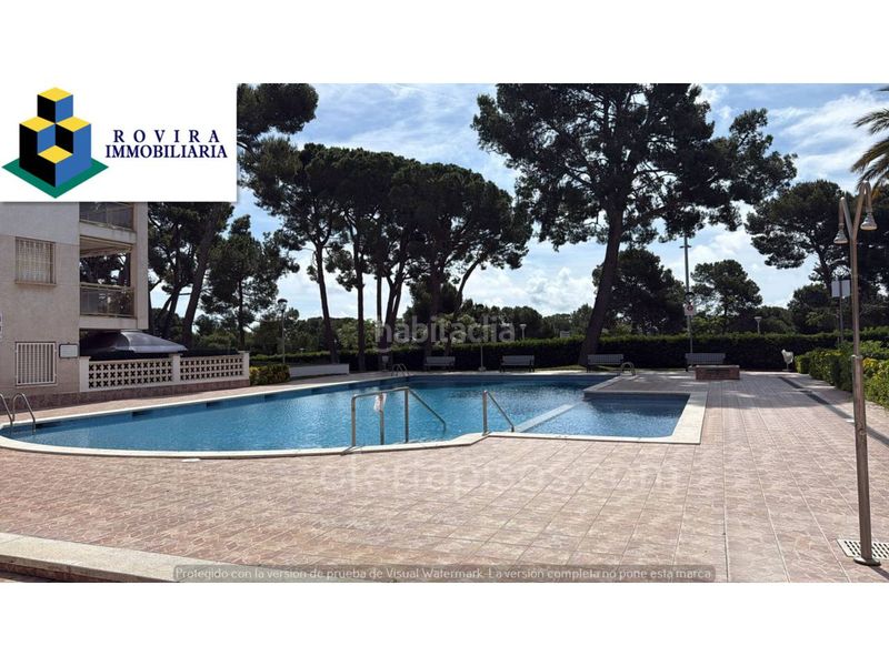 Foto 8fa3c08c-cbd9-426a-85a2-394df0bb4483. Pis amb piscina a Mar i Camp - Platja dels Capellans Salou