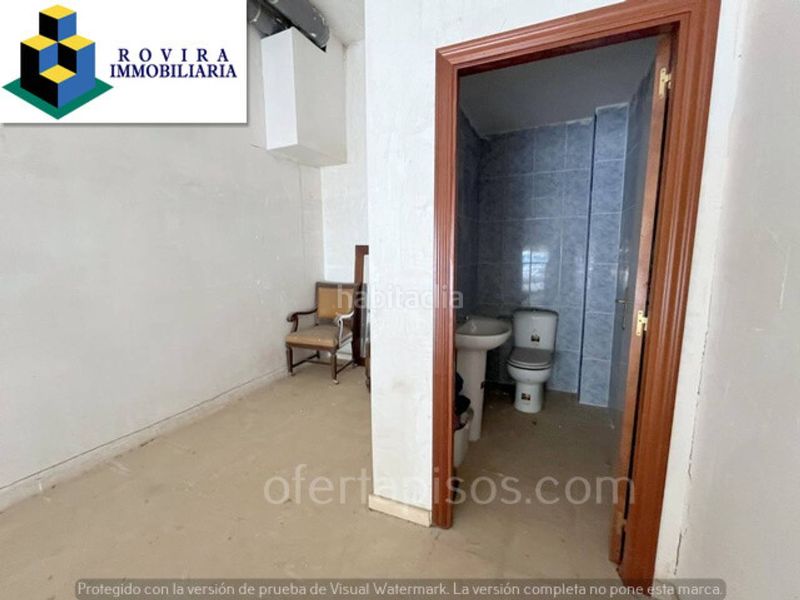 Foto 798e81f8-5ead-43cd-984b-928003e4c26e. Local comercial a Campclar Tarragona