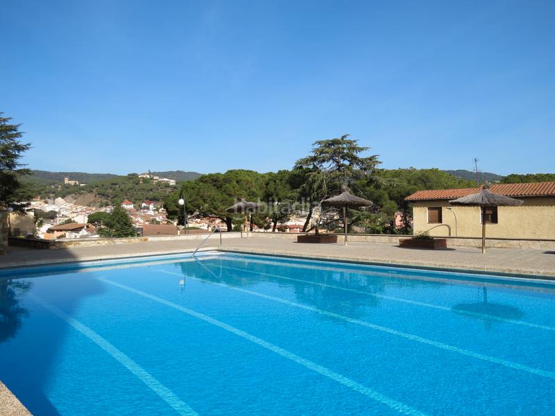 Foto 38edb342-05e4-497b-a9b8-324c457833d8. Rez-de-chaussée avec cheminée chauffage piscine dans Sant Andreu de Llavaneres