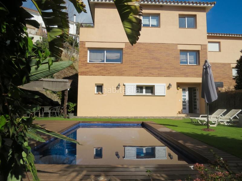 Foto c77b2b74-65c1-40ba-9fa3-6f31d7eb1772. Chalet with heating parking pool in Centre Sant Andreu de Llavaneres