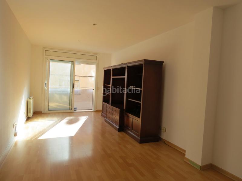 Foto c93fc56c-e20b-4950-be00-ee0c63850a14. Pis a carrer d'en xammar 5 a Centre Mataró